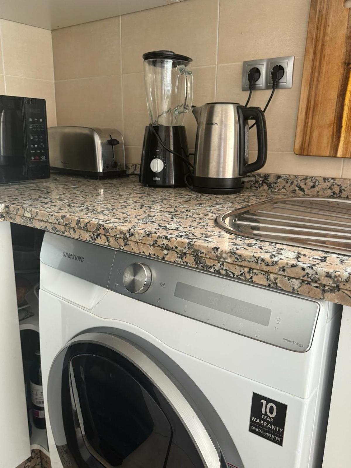 Acogedor Apartamento En マラガ エクステリア 写真